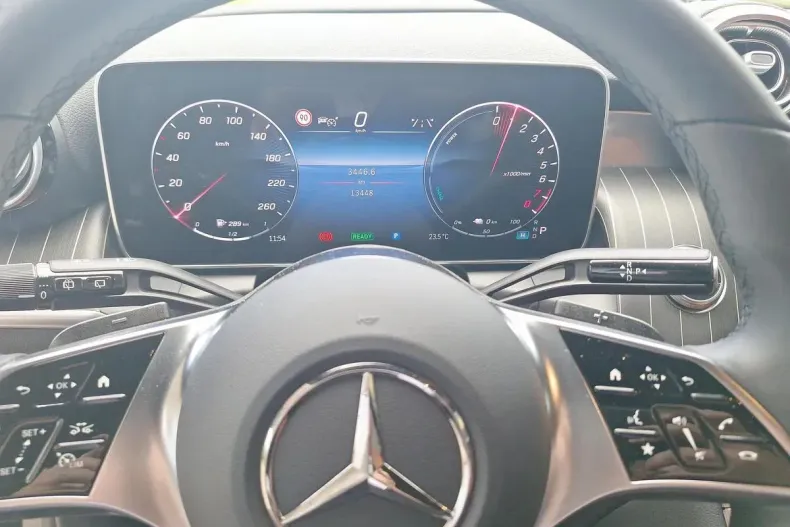 Mercedes-Benz GLC din 2024 cu 13.448 km - oferta MER129919 - foto 11