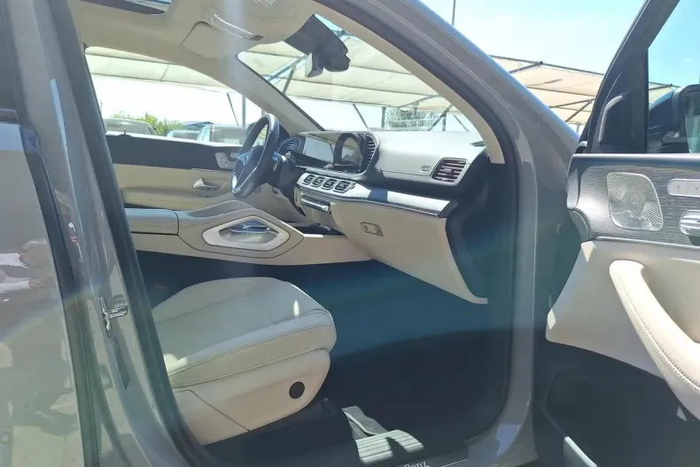 Mercedes-Benz GLE Coupe din 2024 cu 8.606 km - oferta MER129925 - foto 13