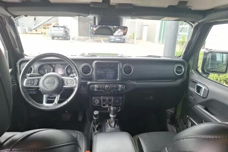 Jeep Wrangler din 2021 cu 63.090 km - oferta JEE129929 - foto 11