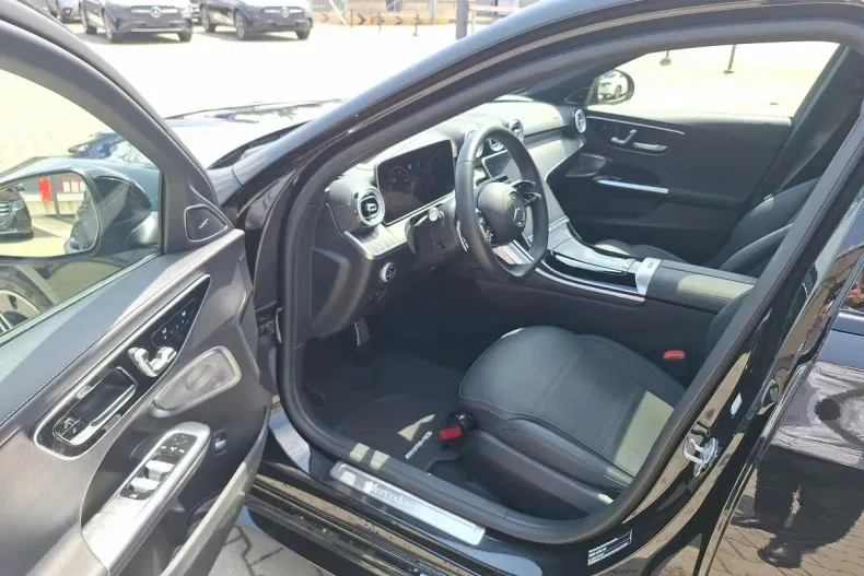 Mercedes-Benz C din 2024 cu 24.700 km - oferta MER129939 - foto 10