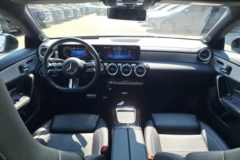 Mercedes-Benz CLA din 2024 cu 18.950 km - oferta MER129942 - foto 11