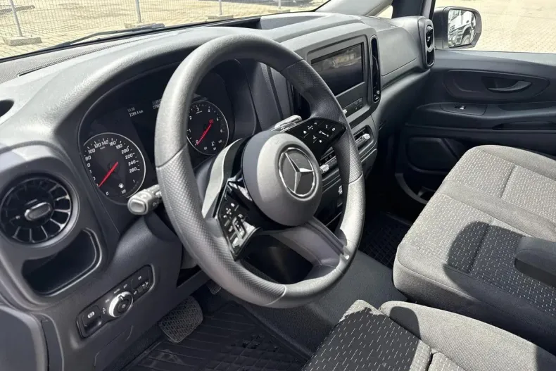 Mercedes-Benz Vito din 2024 cu 22.387 km - oferta MER129944 - foto 9