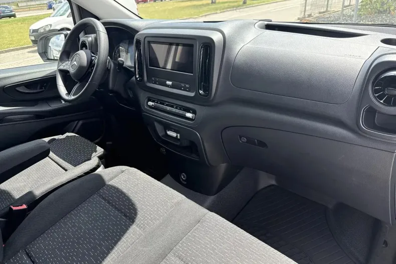 Mercedes-Benz Vito din 2024 cu 22.387 km - oferta MER129944 - foto 16