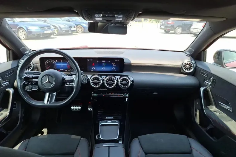 Mercedes-Benz A din 2023 cu 25.492 km - oferta MER129947 - foto 13