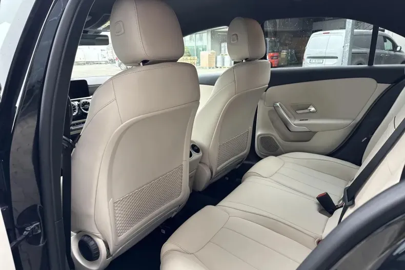 Mercedes-Benz A din 2022 cu 37.306 km - oferta MER129954 - foto 13