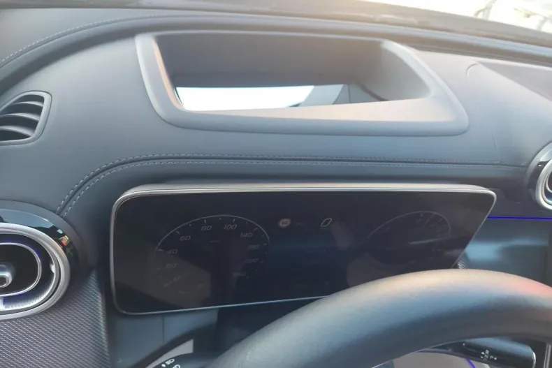 Mercedes-Benz GLC din 2024 cu 21.533 km - oferta MER129957 - foto 11