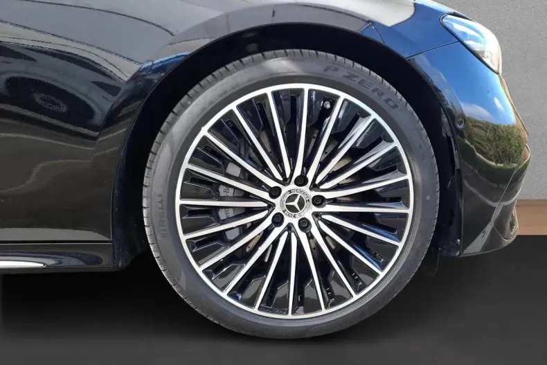 Mercedes-Benz E din 2024 cu 4.008 km - oferta MER129962 - foto 15