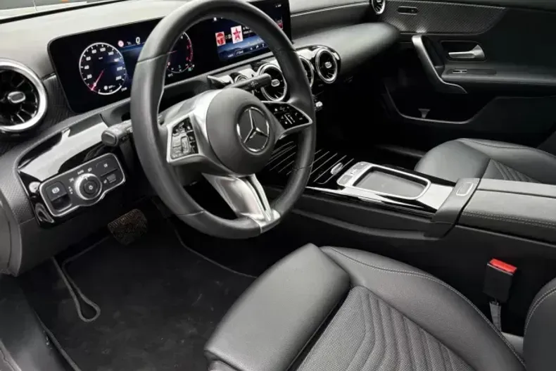 Mercedes-Benz A din 2023 cu 33.963 km - oferta MER129963 - foto 9