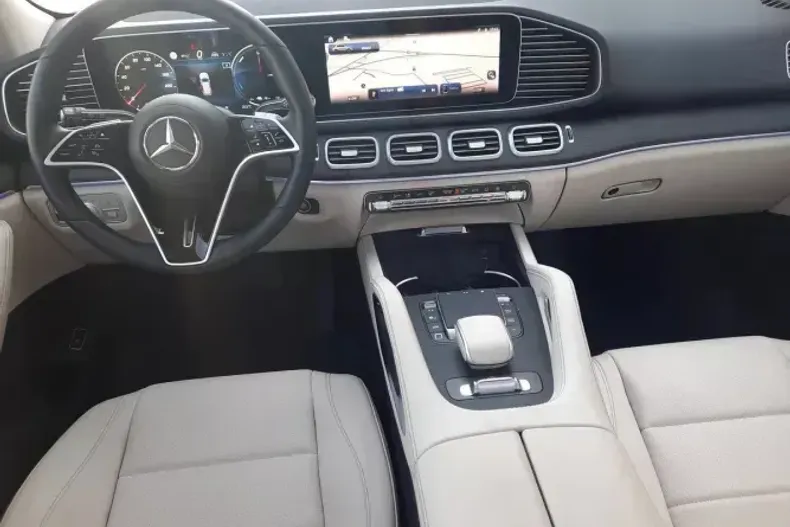 Mercedes-Benz GLE din 2025 cu 4.813 km - oferta MER129967 - foto 11