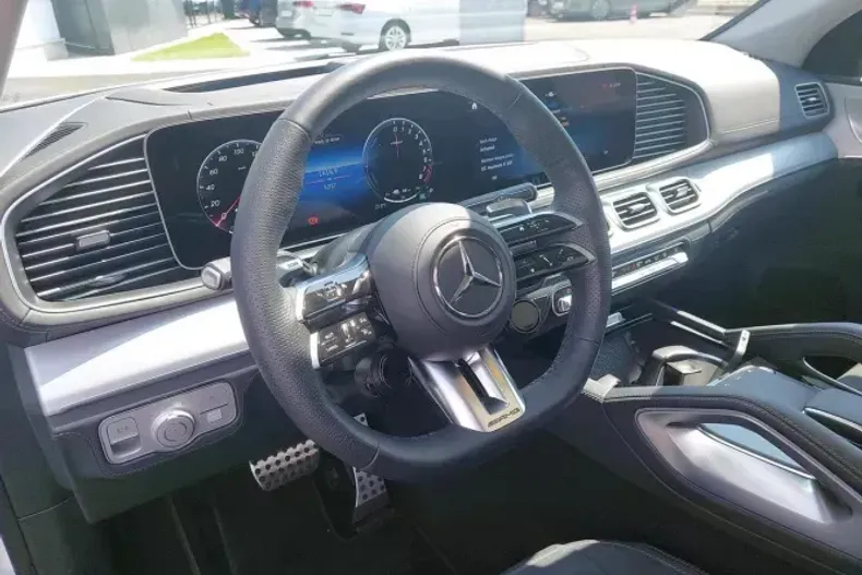 Mercedes-Benz GLE Coupe din 2024 cu 5.254 km - oferta MER129971 - foto 9