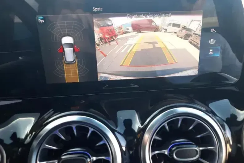 Mercedes-Benz EQA din 2023 cu 28.600 km - oferta MER129972 - foto 17