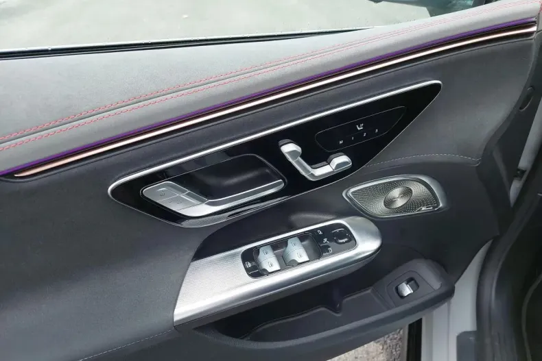 Mercedes-Benz EQE din 2023 cu 25.000 km - oferta MER129974 - foto 16