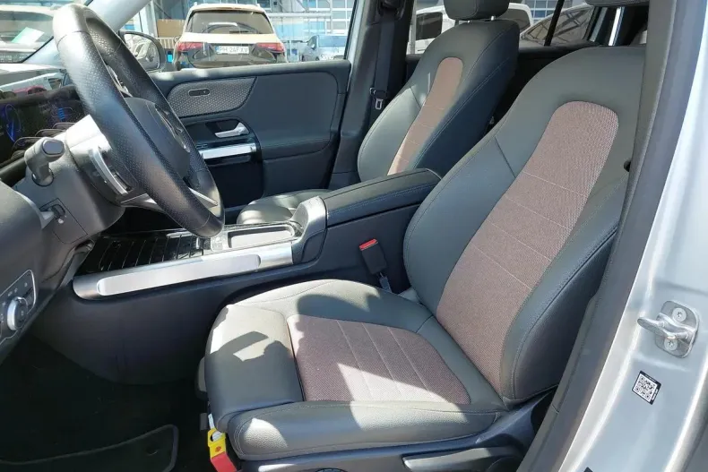 Mercedes-Benz EQB din 2024 cu 29.150 km - oferta MER129975 - foto 13