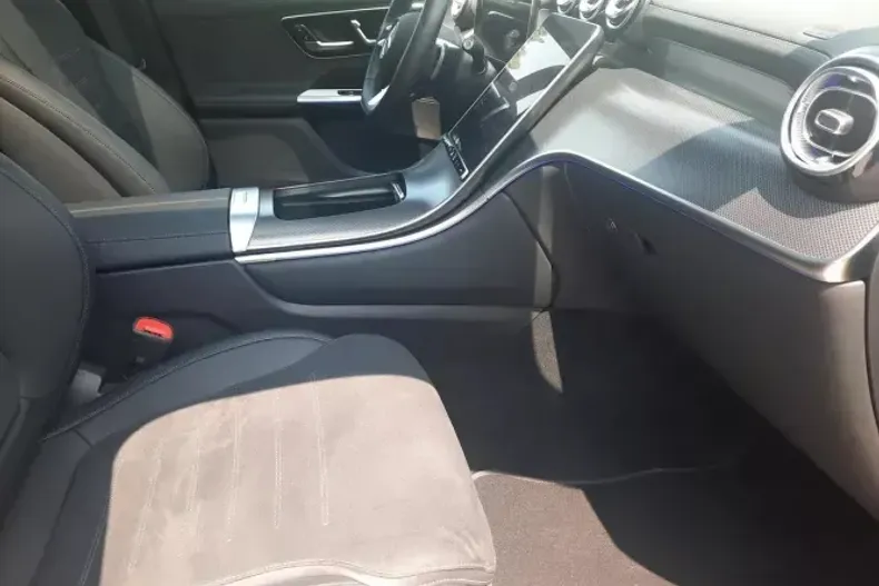 Mercedes-Benz GLC din 2024 cu 31.940 km - oferta MER129979 - foto 13