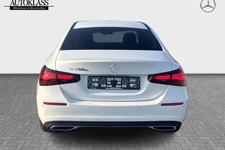 Mercedes-Benz A din 2024 cu 6.000 km - oferta MER129984 - foto 4