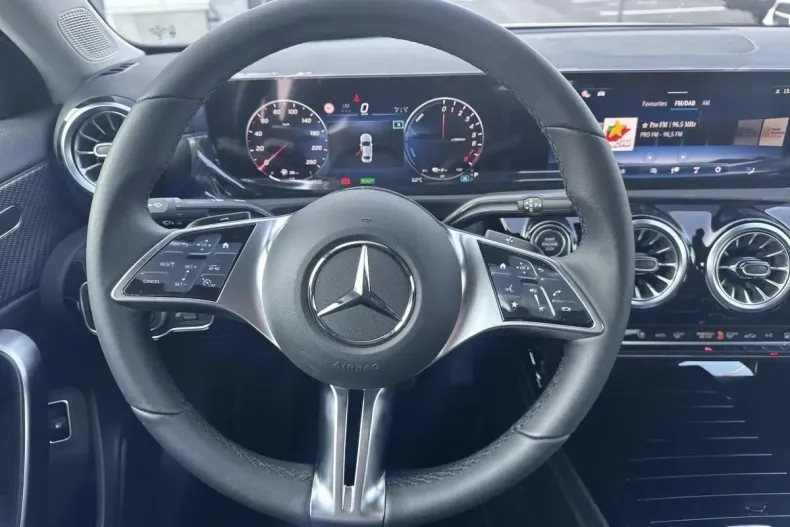 Mercedes-Benz A din 2024 cu 6.000 km - oferta MER129984 - foto 10