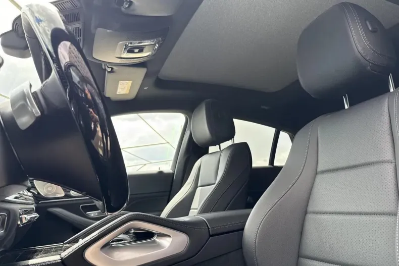 Mercedes-Benz GLE din 2025 cu 5.000 km - oferta MER129985 - foto 14