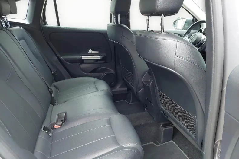 Mercedes-Benz GLA din 2024 cu 45.308 km - oferta MER129987 - foto 14