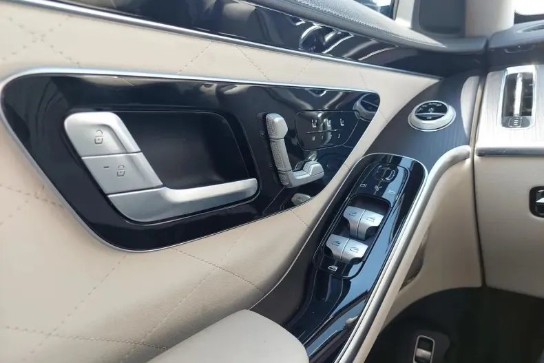 Mercedes-Benz S din 2023 cu 33.331 km - oferta MER129992 - foto 19