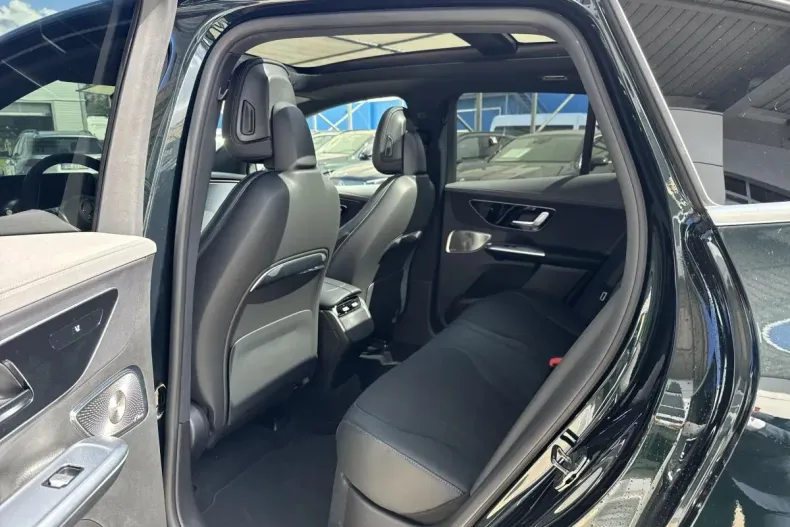 Mercedes-Benz EQE din 2024 cu 5 km - oferta MER129993 - foto 14