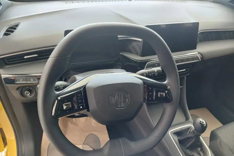 MG MG3 din 2024 cu 7 km - oferta MG0130026 - foto 10