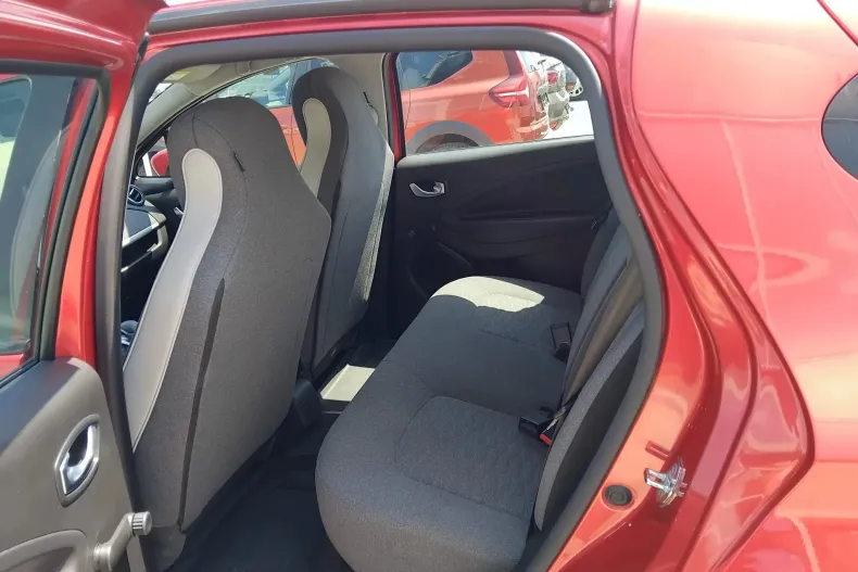 Renault ZOE din 2021 cu 37.809 km - oferta REN130030 - foto 6