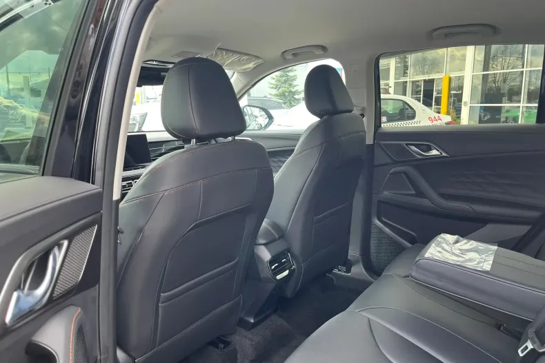 MG HS din 2024 cu 7 km - oferta MG0130033 - foto 6