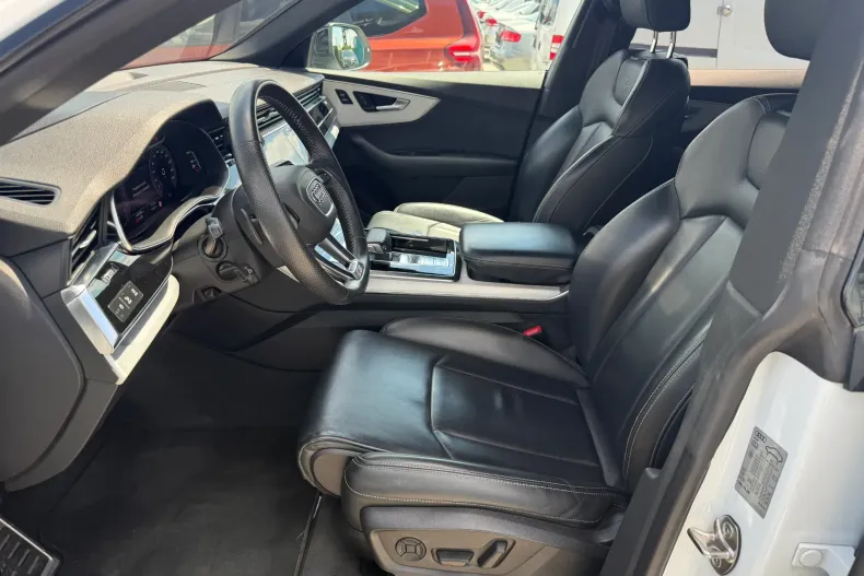 Audi Q8 din 2019 cu 92.100 km - oferta AUD130037 - foto 8
