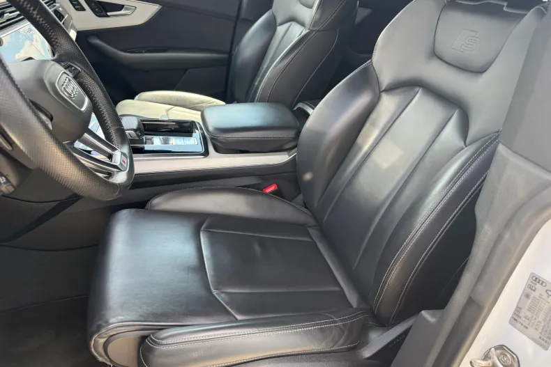 Audi Q8 din 2019 cu 92.100 km - oferta AUD130037 - foto 9