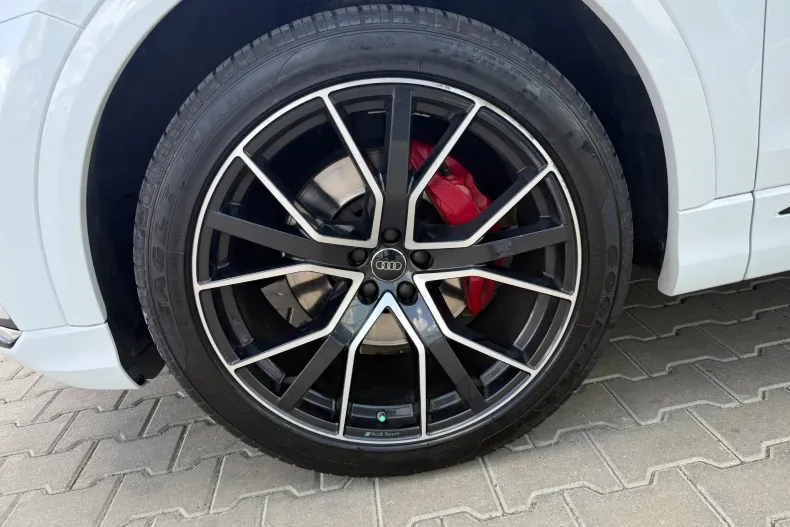 Audi Q8 din 2019 cu 92.100 km - oferta AUD130037 - foto 17