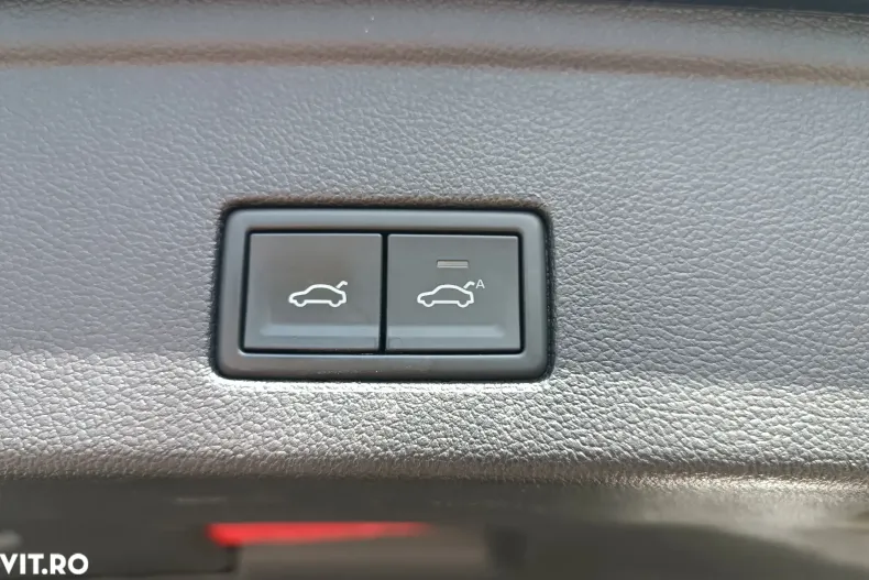 Volkswagen Touareg din 2020 cu 80.365 km - oferta VOL130042 - foto 12