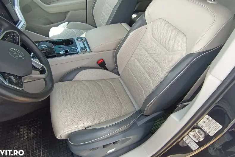 Volkswagen Touareg din 2020 cu 80.365 km - oferta VOL130042 - foto 17
