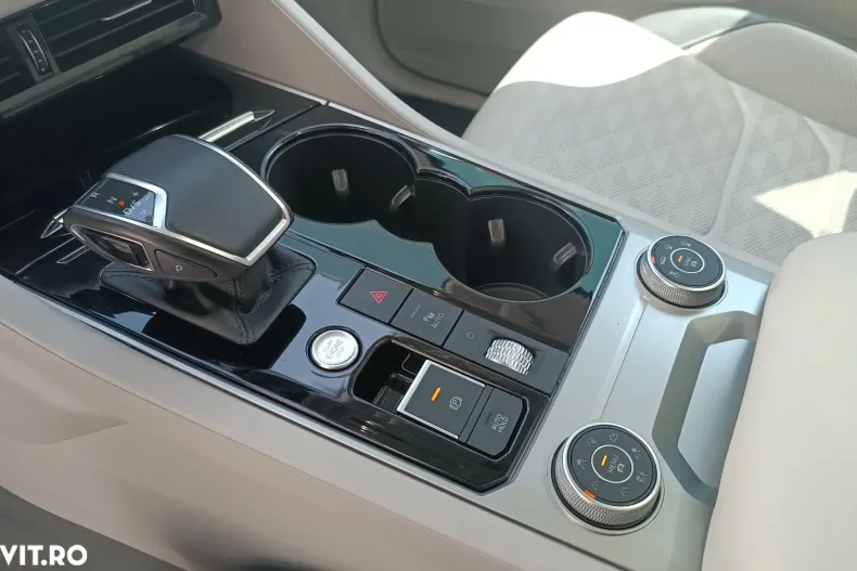 Volkswagen Touareg din 2020 cu 80.365 km - oferta VOL130042 - foto 19