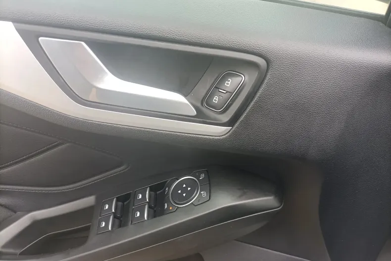 Ford Focus din 2020 cu 91.712 km - oferta FOR130044 - foto 16