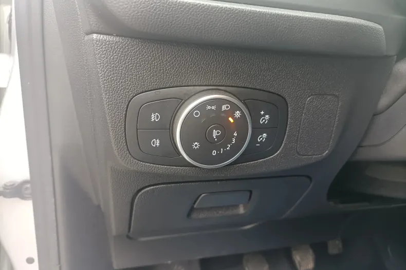 Ford Focus din 2020 cu 91.712 km - oferta FOR130044 - foto 19