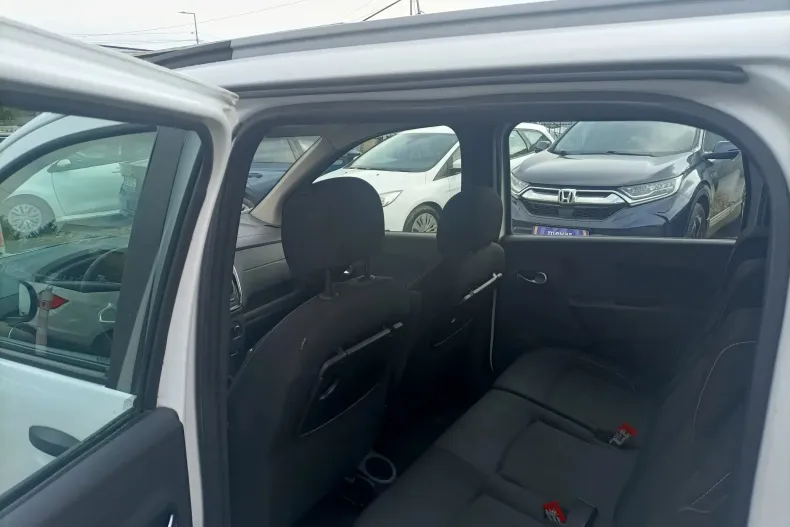 Dacia Lodgy din 2020 cu 134.637 km - oferta DAC130045 - foto 9