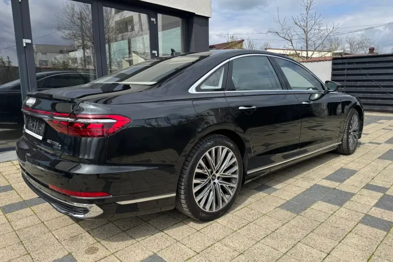 Audi A8 din 2024 cu 7.229 km - oferta AUD130049 - foto 8