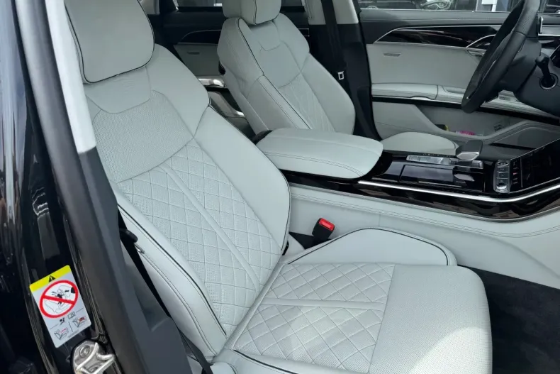 Audi A8 din 2024 cu 7.229 km - oferta AUD130049 - foto 11