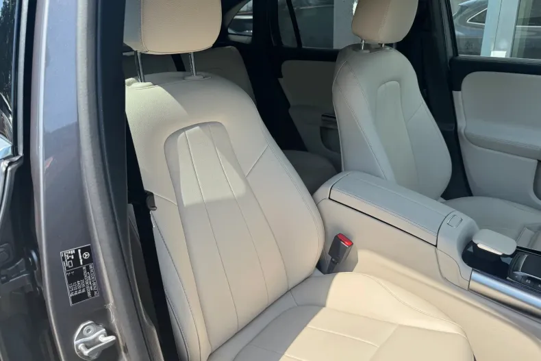 Mercedes-Benz EQA din 2021 cu 10.308 km - oferta MER130058 - foto 13