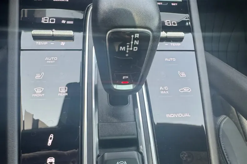 Porsche Cayenne Coupe din 2021 cu 64.022 km - oferta POR130059 - foto 19