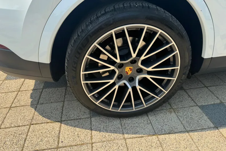 Porsche Cayenne Coupe din 2021 cu 64.022 km - oferta POR130059 - foto 27