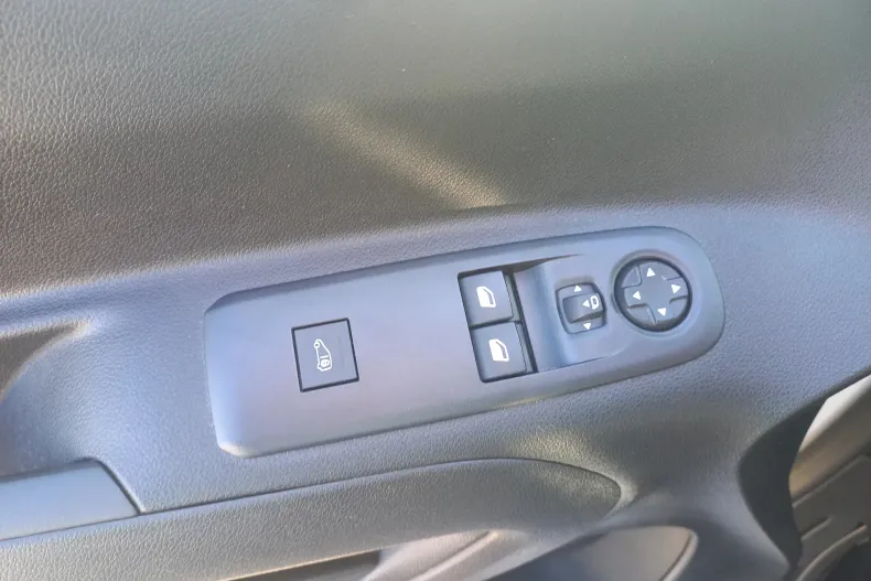 Toyota Proace din 2022 cu 8.720 km - oferta TOY130069 - foto 11