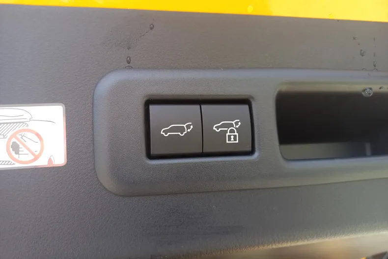 Lexus LBX din 2025 cu 2.980 km - oferta LEX130070 - foto 14