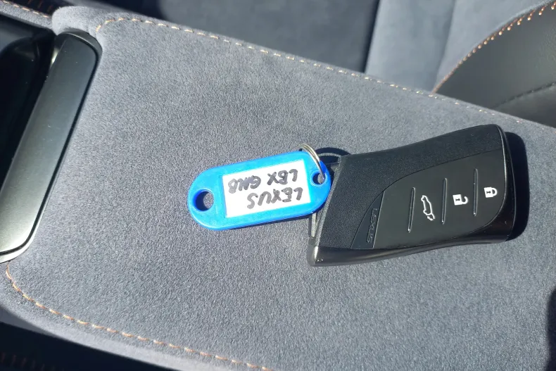 Lexus LBX din 2025 cu 2.980 km - oferta LEX130070 - foto 26