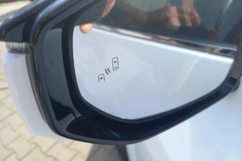 Lexus UX din 2022 cu 22.020 km - oferta LEX130072 - foto 36