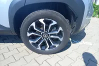 Toyota Yaris Cross din 2024 cu 4.650 km - oferta TOY130075 - foto 28