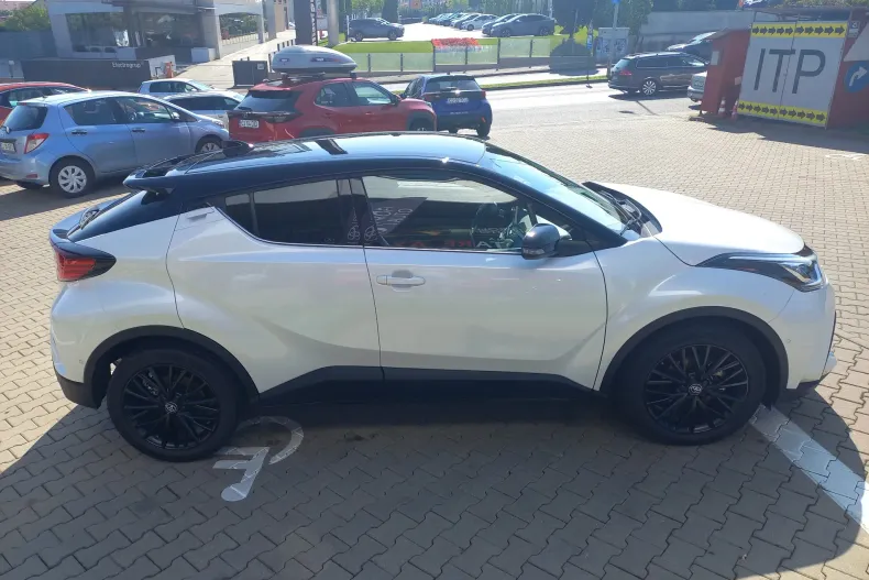 Toyota C-HR din 2023 cu 612 km - oferta TOY130076 - foto 4