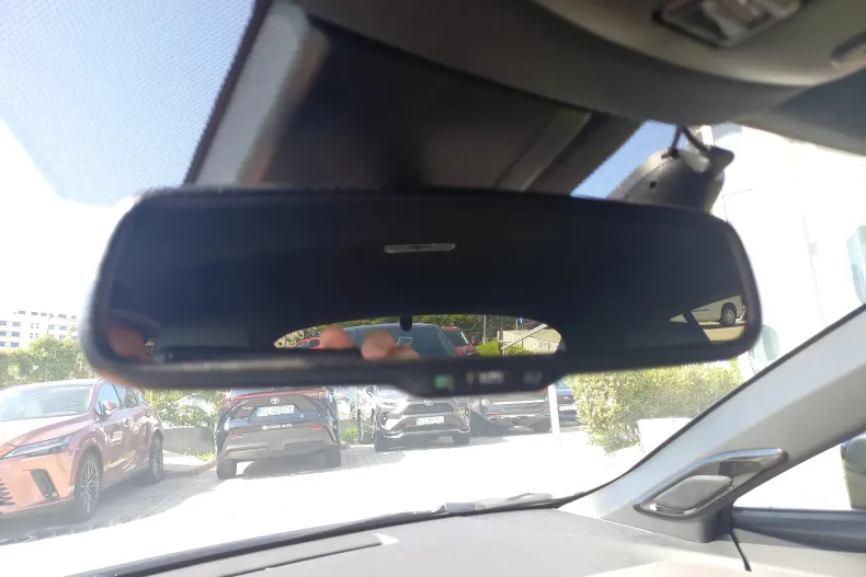 Toyota C-HR din 2023 cu 612 km - oferta TOY130076 - foto 24