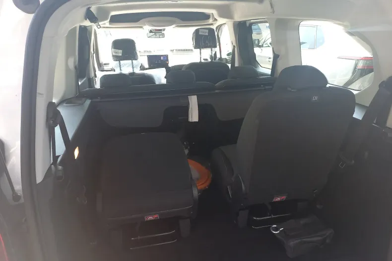 Toyota Proace din 2024 cu 6 km - oferta TOY130077 - foto 8