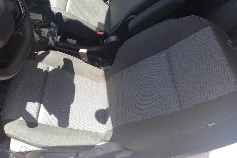 Toyota Proace din 2024 cu 6 km - oferta TOY130077 - foto 12